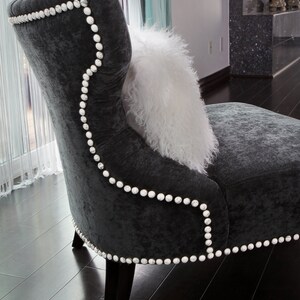 Diamond Head Upholstery Tack in Howlite Natural Stone