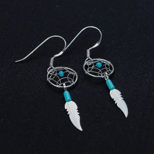 Cute Dreamcatcher silver earrings. Sterling Silver dreamcatcher earrings. Turquoise dangle earrings. Native silver earrings. 925 Silver.