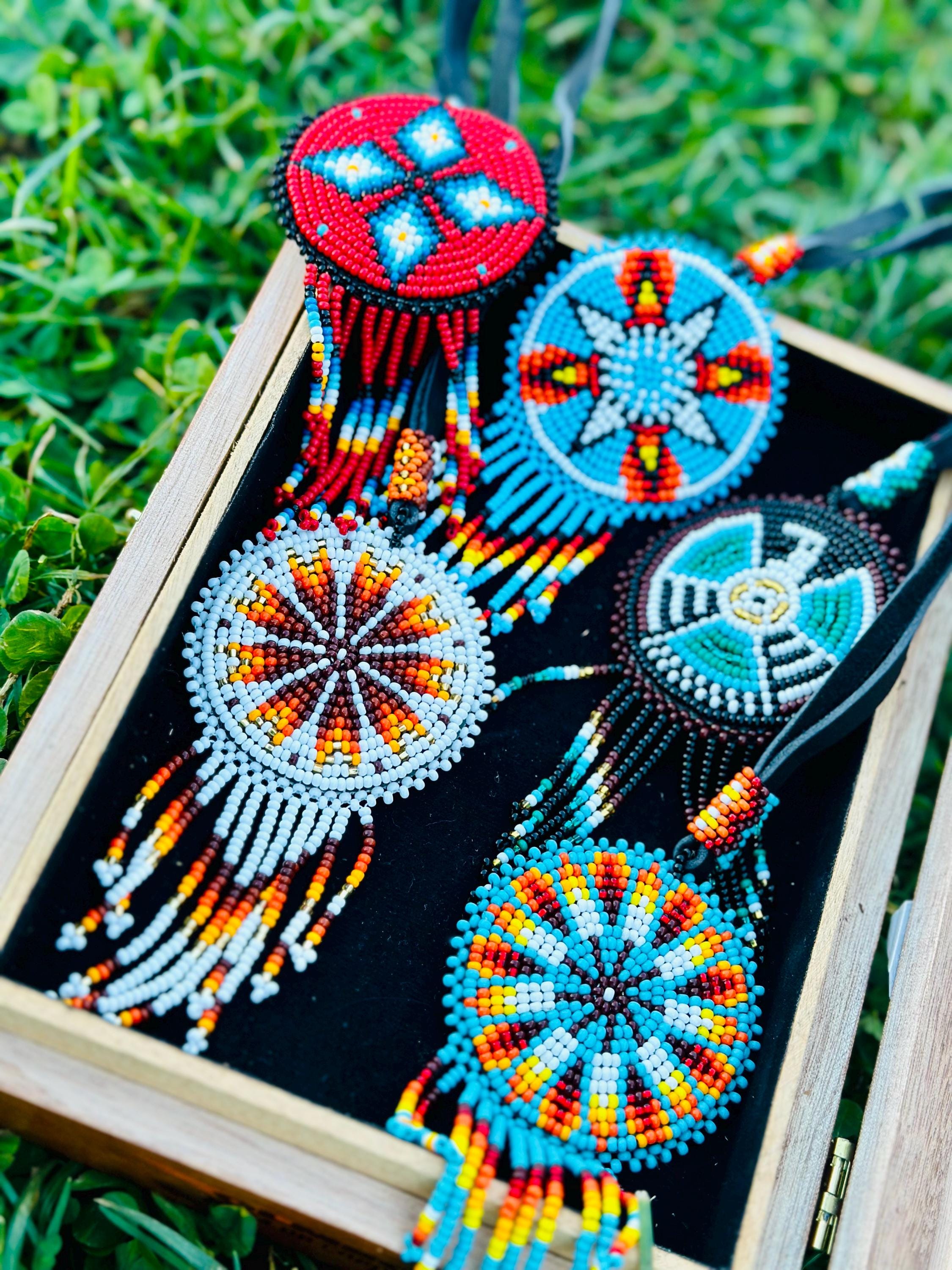 Native American Beaded Necklace Canada