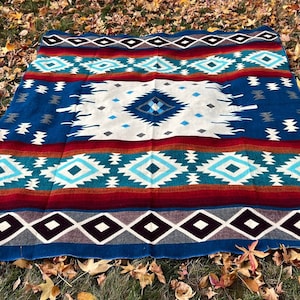 Native blanket, alpaca wool blanket, tribal design blanket, reversible queen size blanket, very soft and warm, handcrafted by Native hands