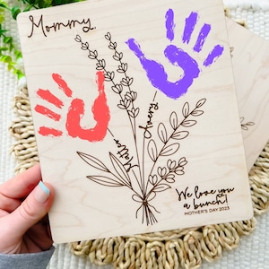 Mother’s Day Gift, Mother’s Day Handprint Sign With Magnet, Gift for Nana, Gift for Mom, Personalized Gift for Mom, Custom Grandma Gift