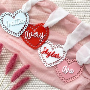 Personalized Scallop Valentine’s Day Basket Tags, Love Basket Tags, Acrylic Heart Basket Tags, Custom Gift Tags, Valentine’s Day Name Tag