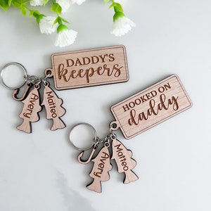 Papa Schlüsselbund, Angeln Schlüsselbund für Väter, personalisierte Papa Schlüsselbund, Vatertagsgeschenk, Papa Geschenke, Angeln Andenken, Geschenke für Papa
