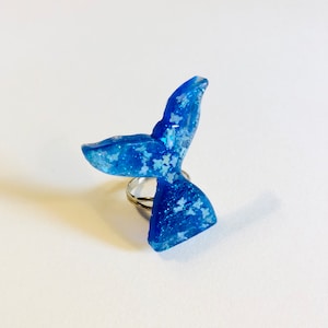 Blue Glitter Mermaid Tail ring
