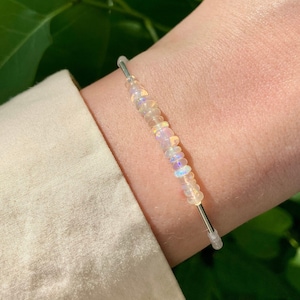 Luxurious Natural Ethiopian Opals Elastic Bracelet with Solid Silver Details and White Jade Beads