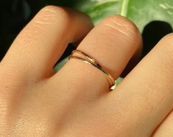 Golden 9K Fidget Ring, Hammered Double Band Anti-Anxiety Ring