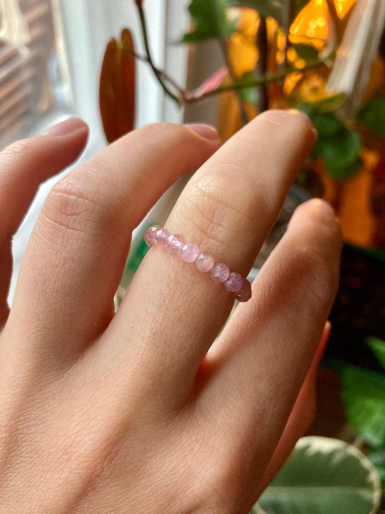 Elastic Anti-Anxiety Ring Made of Natural Faceted Gemstone Beads Tourmaline