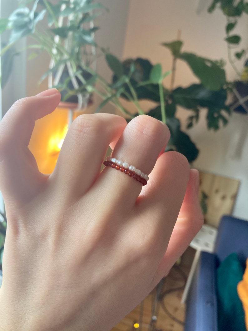 Duo of Mix&Match Rings of Freshwater Pearls and Natural Gemstone Beads Red Agate