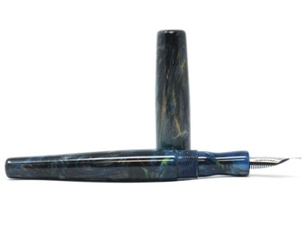Dense Forest Gloss Wiltshire Loft Bespoke Fountain Pen - Bock or JoWo #6 Nib, Gift Box