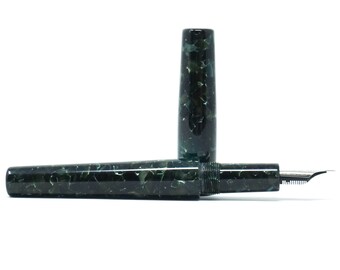 Conway Stewart Classic Green Langley Loft Bespoke Fountain Pen - Bock or JoWo #6 Nib, Gift Box