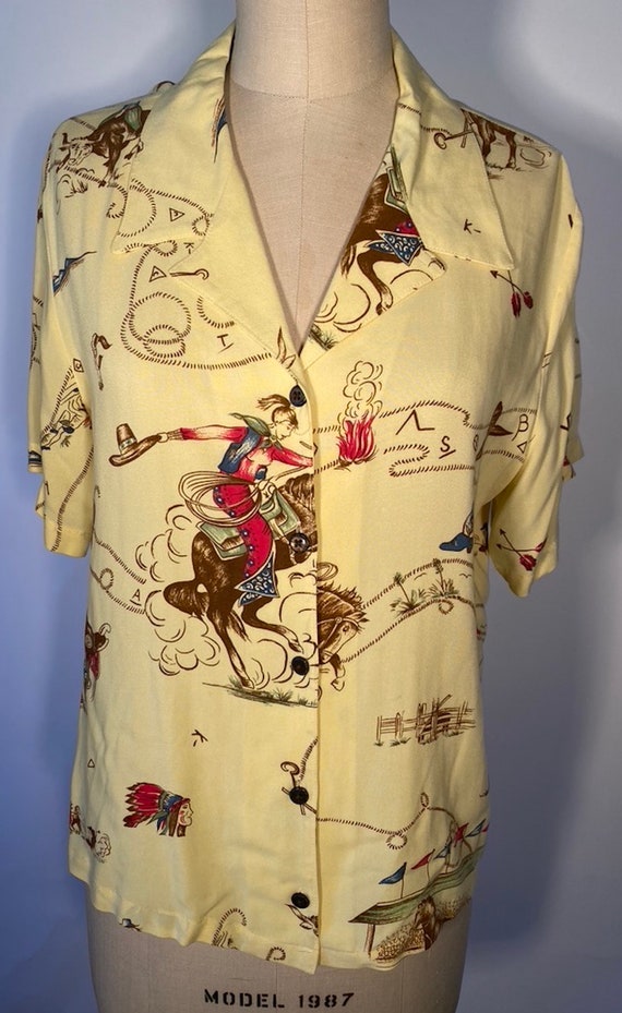 Vintage 1980s Cowgirl Rodeo Western Print Bowling