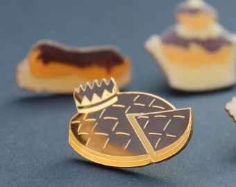 Pin's - Vintage • Pin's Gateau. Eclair au chocolat, Tarte, Religieuse, Patisserie. Resin pin