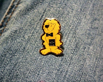 Lion pin. Lion pines