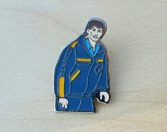 Backhand pin - Pin's Renault. Character enamel pin