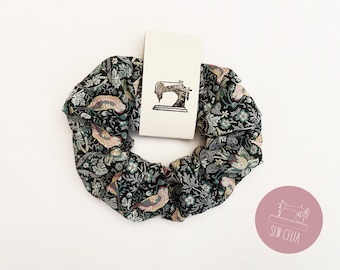 Liberty Haargummi | Luxus Haargummi | Freiheit Geschenk | Erdbeerdieb Tana Lawn