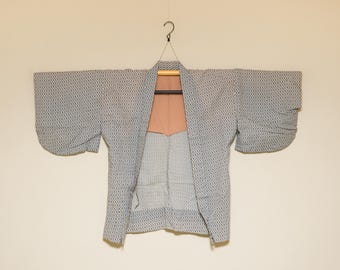 Vintage Japanese Haori Kimono Jacket – Repeating Diamond Stitch Motif in Black on White
