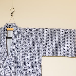 Vintage Japanese Cotton Yukata Kimono Robe – Layered Tiles in Ai Blue on White