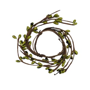Green Pip Berry Taper Candle Ring – 1.5&quot; Primitive Farmhouse Mini Wreaths for Colonial & Victorian Candle Holders
