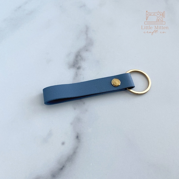 Dusty Blue Leatherette Keychain - Blue Leatherette Key Fob - Blank key fobs - Glowforge Supplies - Laser Supplies