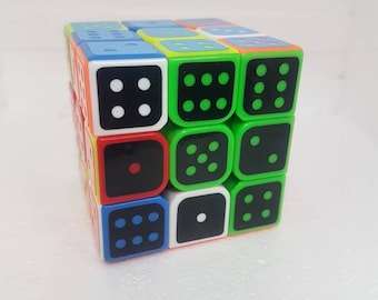 Er staat kubus 3x3