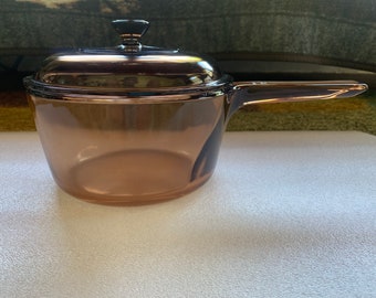 Corning Ware Amber Vision vintage da 1,5 litri, prodotto negli Stati Uniti o in Francia, con coperchio Pyrex V 1,5 C