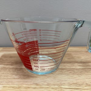 Pyrex 4 Cups Glass Measuring Cup Made In USA