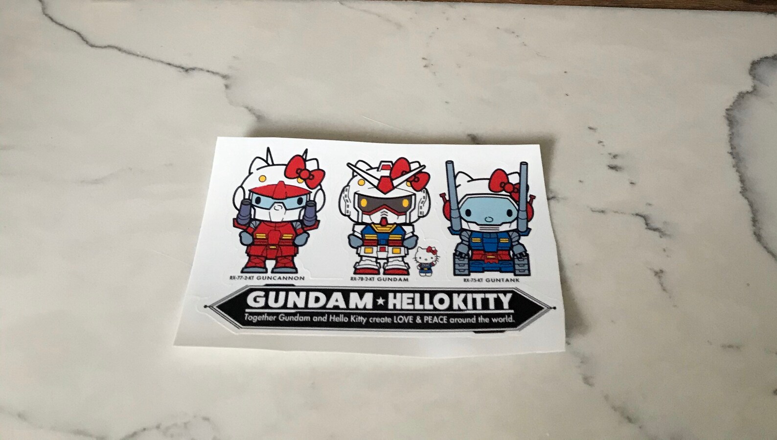 kitty x gundam