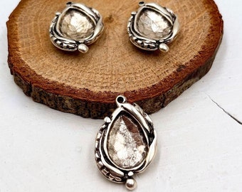 5 Pcs Making Colorful Necklaces, Necklaces Similar to Water Drops, Blank Bezel Charms, Antique Silver Charms, Drop Shape, zm19 as