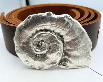 Silver Seashell Belt Buckle: Zamak Ocean Lover Gift - Etsy display picture 2