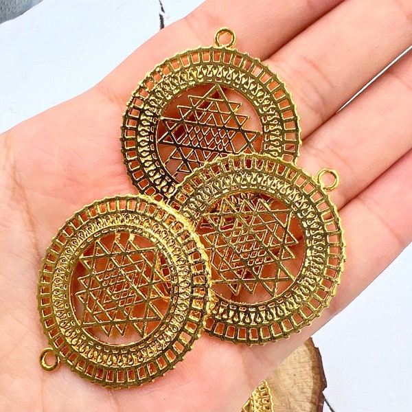 5 Pcs Ethnic Pendant, Sri Yantra Pendant, Mandala Necklace Pendant, Gold Round Pendant, Sacred Geometry Pendant, Meditation Pendants, zm801