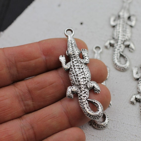 5 Alligator Crocodile Charms Crocodile Pendant Real Silver Plated Antique Silver Animal Charm Wholesale Jewelry Making Supplies Zm691 Etsy