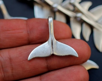 Bulk 10 Whale Tail Pendants, Sterling Silver Plated, Bracelet connectors, Bracelet Clasp, Charms Pendant, Jewellery findings, wholesale zm14