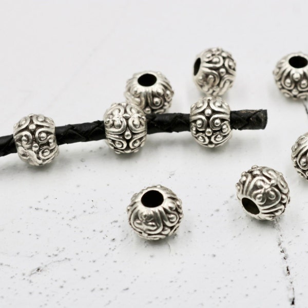 Pewter Charm Beads, Dainty Flower Beads, Silver Round Beads, Large Hole Beads, Nice Silver Plated Bead, Bracelet Making Beads, 10 Pcs, ZM418