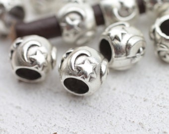 10 Moon and Star Spacer Beads, sterling Silver Plated, Silver beads, zamak beads, Moon Beads, star beads, wholesale jewellery supply, zm632