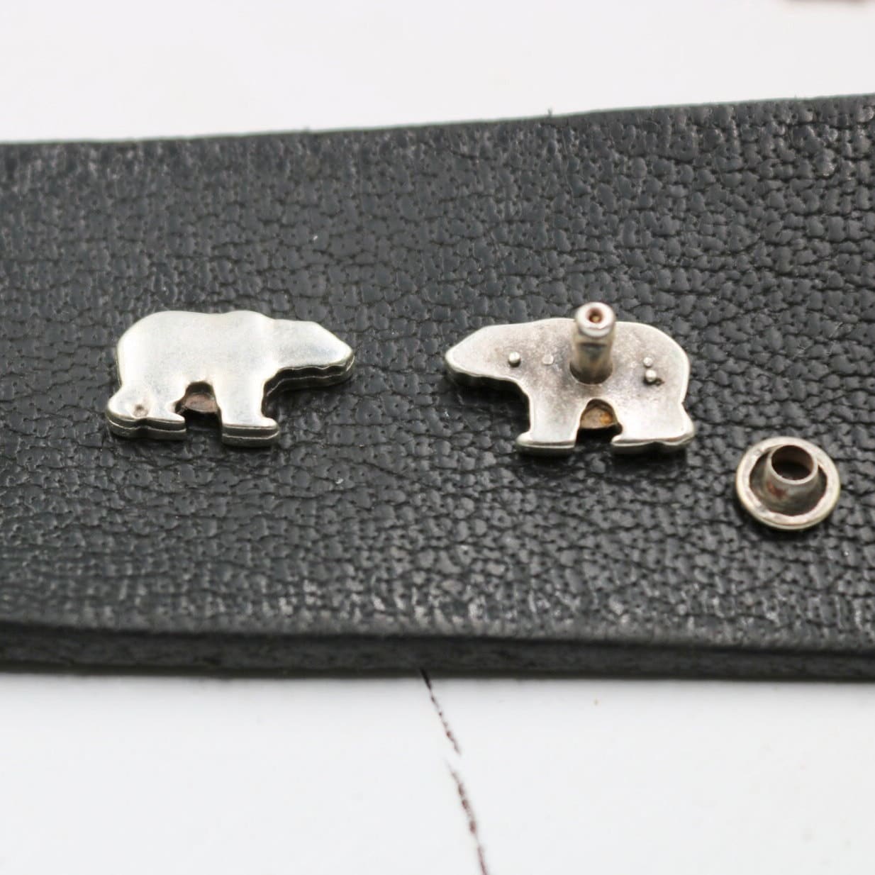 Antique Silver Polar Bear Rivets: Leather Craft Jeans Accessories (10 Pcs)