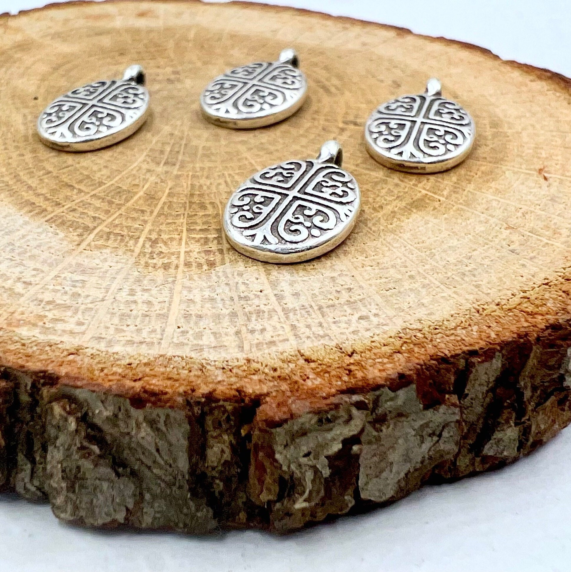 Oval Pattern Charms, Stylish Oval Charms, Elegant Oval