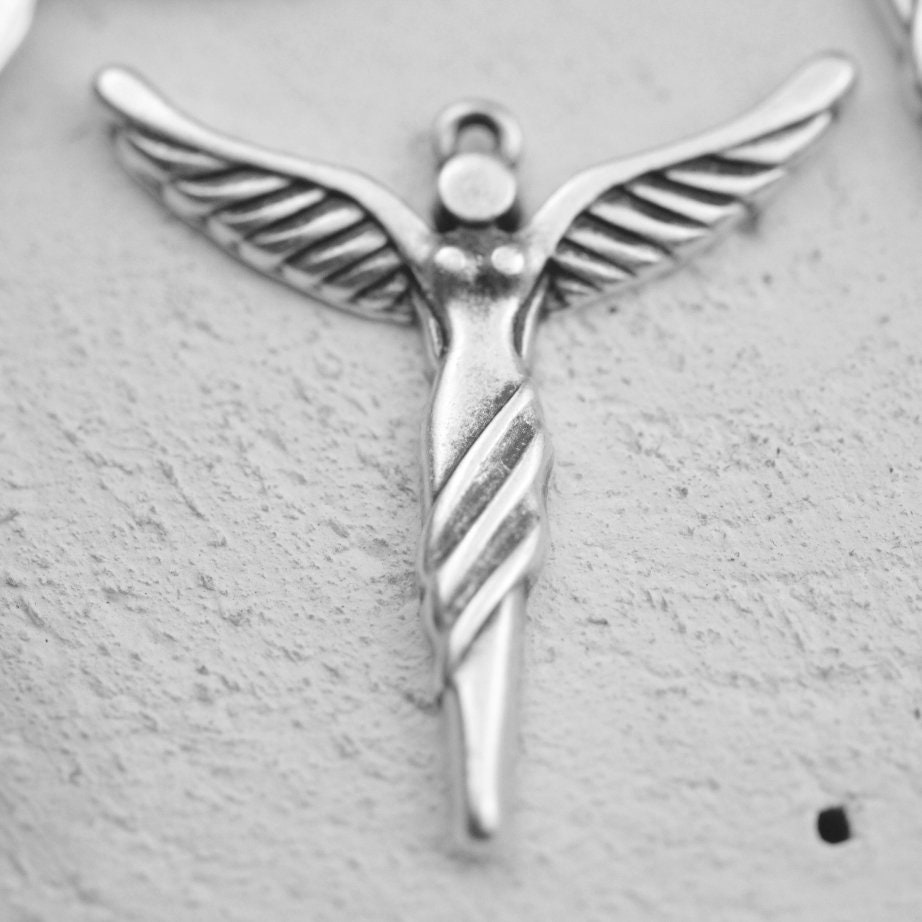 5 Pcs Angel Pendant Charm, Rael Silver Plated, Angel Woman, Antique Silver, Zamak Charms, Pendants, Wholesale Jewelry Making Supplies, Zm526 - Etsy 5 Pcs Angel Pendant Charm, Rael Silver Plated, Angel Woman, Antique Silver, Zamak Charms, Pendants, Wholesale Jewelry Making Supplies, Zm526 - Etsy