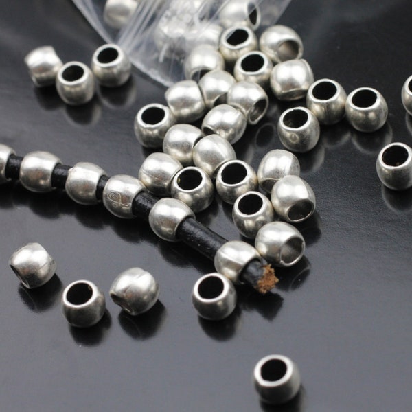 50 Silver Beads, Round circle Metal beads, Antique Silver Zamak beads, Jewelry Making Supplies, wholesale price Jewelry & Findings - zm730