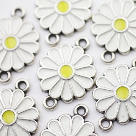 5 Enamel Daisy Flower Connector, Daisy Charms, White Daisy