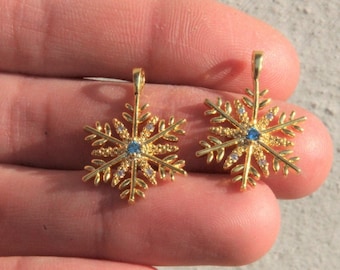 24 Karat Vergoldete Schneeflocke-Halskette mit Blauem Stein