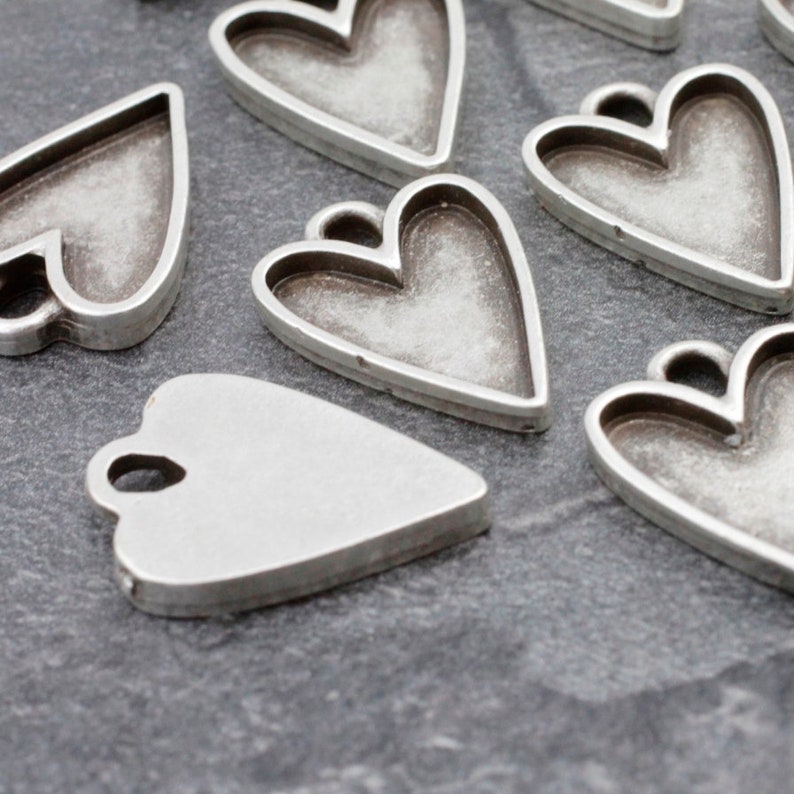 10 Heart Cabochon setting, Jewelry Making, Charm Pendants, Resin Bezel Jewelry Findings Accessories wholesale price zm969 image 2