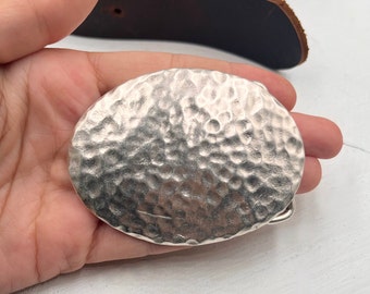 Antique Silver Plated Oval Belt Buckle: Embossed Zamak (Fits 40mm Belt)