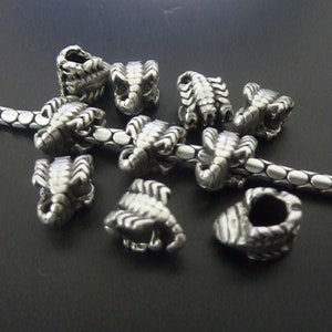 10 Scorpion beads, Antique Silver, Jewelry Making Supplies, wholesale price Jewelry & Findings, ZM344