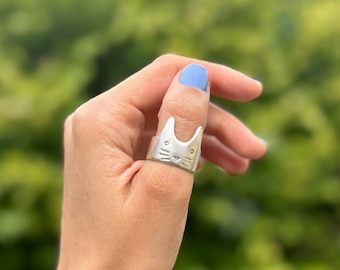 Antique Silver Plated Cat Ring - Adjustable Pet Lover Jewelry