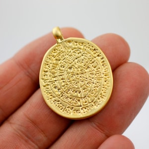 5 Pcs Matt Gold Minoan Phaistos Disk pendant plated with real 24 karat matt gold, Greek Jewelry Mythology coin Pendant, zm803 mg