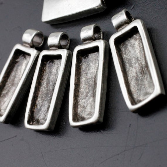 10 Silver Pendant Blank Bezel Base Setting Necklace Resin
