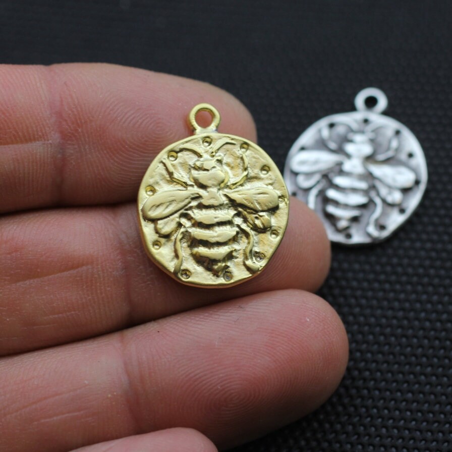 Gold Bee charms Gold Plated Charm Pendants Matt Gold Plated Etsy