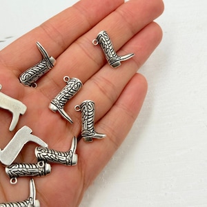 Cowboy Boot Charms, Shoe Charms Antique Silver, Ctowboy Boot Pendant, Cowgirl Boot Charm, Silver Cowboy Charms, Jewelry Gift, 10 Pcs, ZM467
