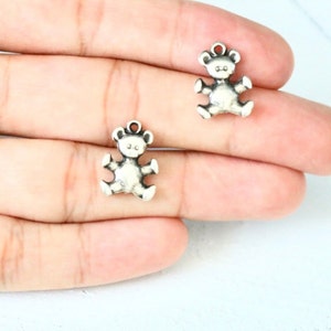 10 Antique Silver Teddy Bear Charms: Handmade ZAMAK Pendants