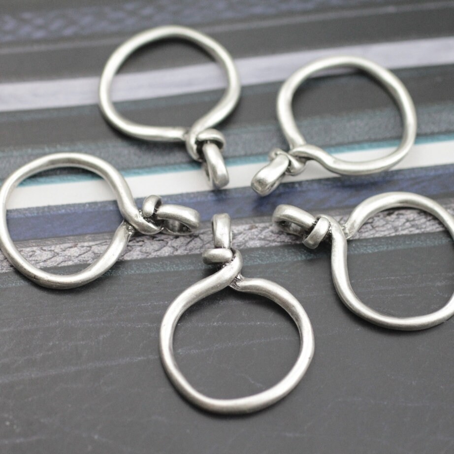 5 X O Charms Pendant, Sterling Silver Plated, Zamak Charms 5 X O Charms Pendant, Sterling Silver Plated, Zamak Charms